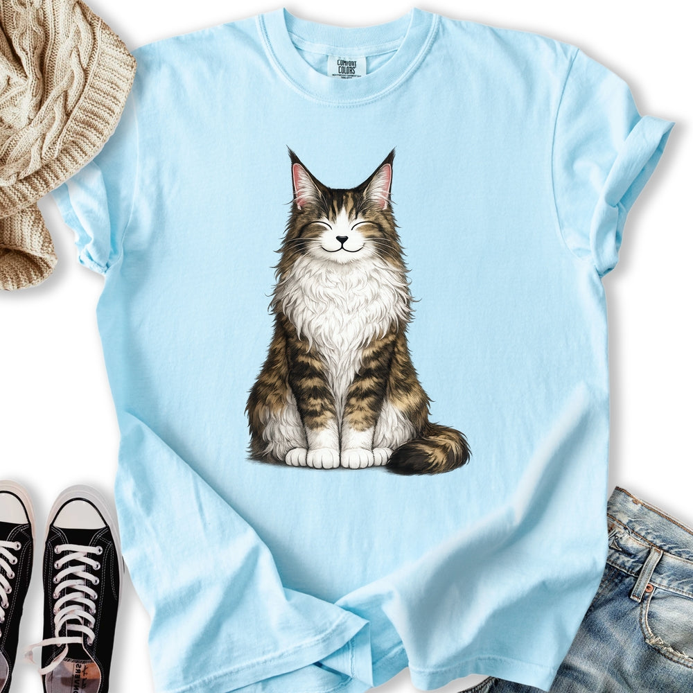 Smiling Maine Coon Cat Relaxed Tee