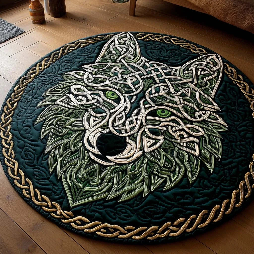 Emerald Wolf Quilted Round Mat