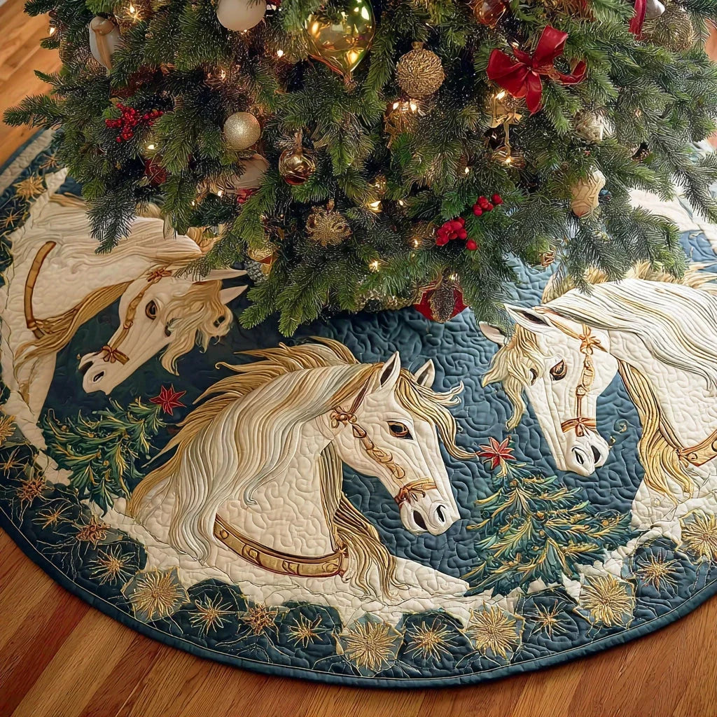Evergreen Trail Horse Christmas Quilted Tree Skirt