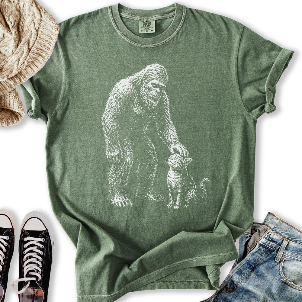 Bigfoot Kitten Relaxed Tee