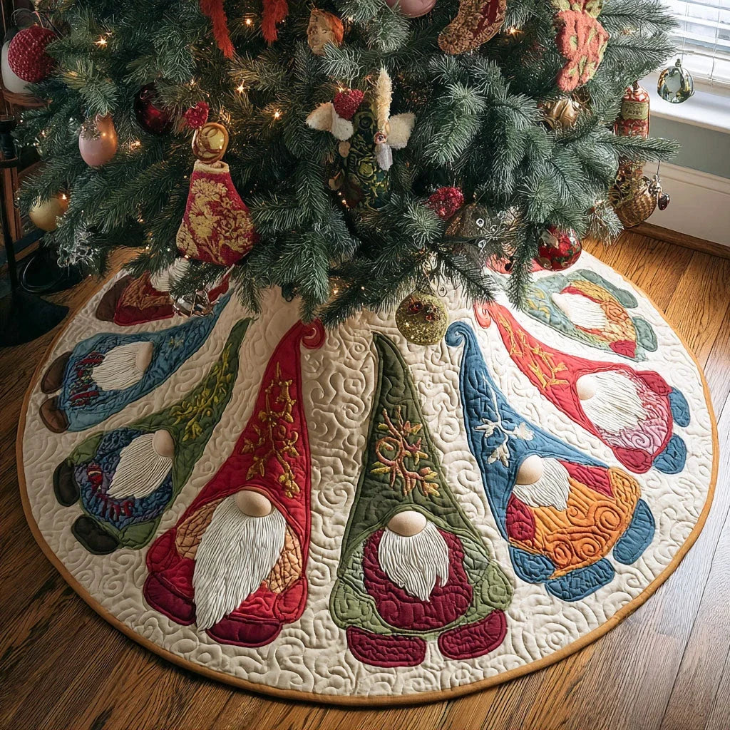 Glitter Gum Christmas Quilted Tree Skirt