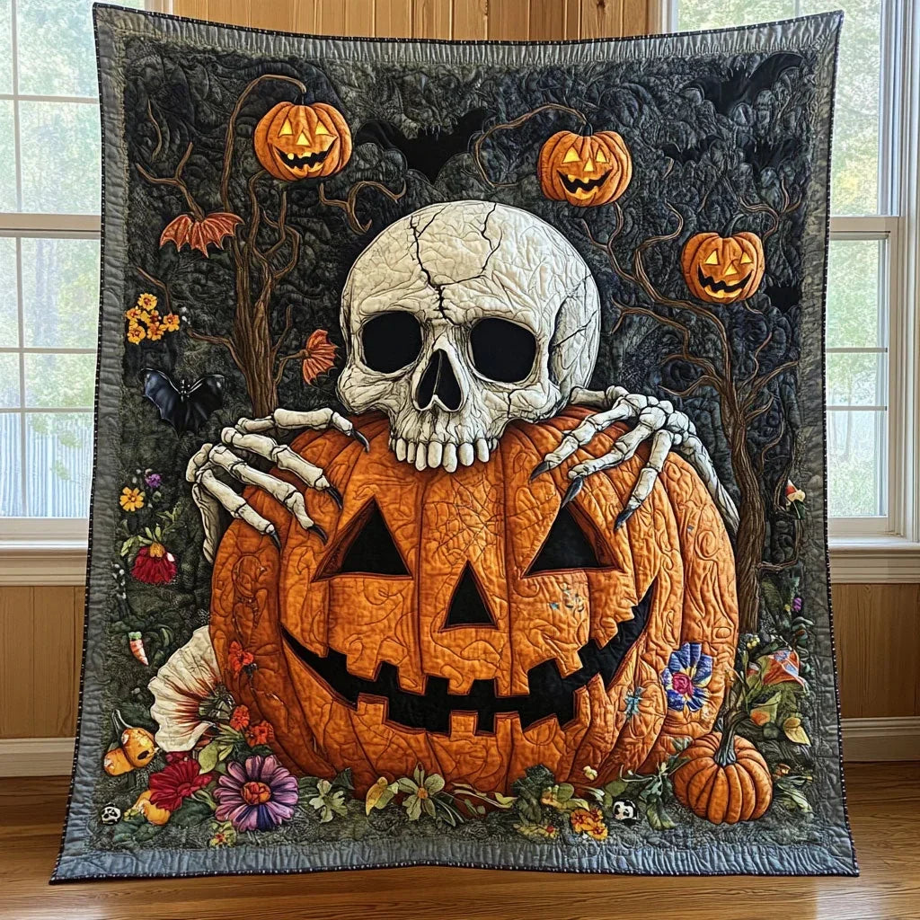 Grinning Curse Quilt Blanket