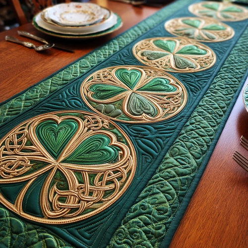 Lucky Clover Knot Quilted Table Runner