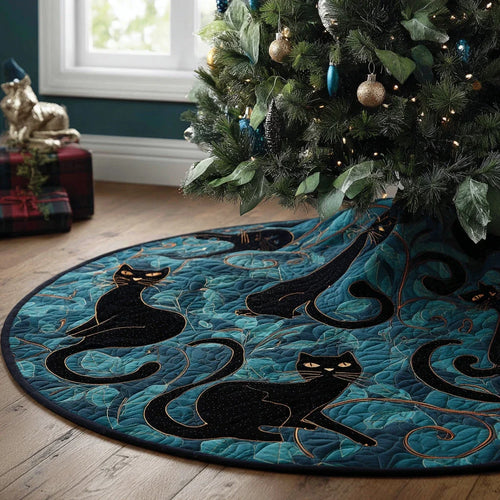 Mistletoe Black Cat Christmas Quilted Tree Skirt