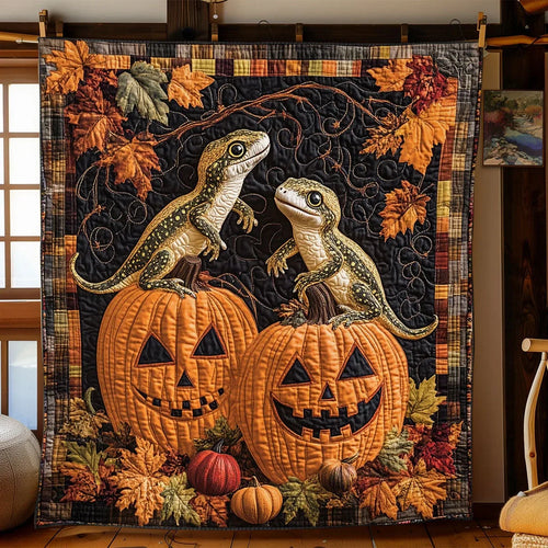 Pumpkin Perch Quilt Blanket