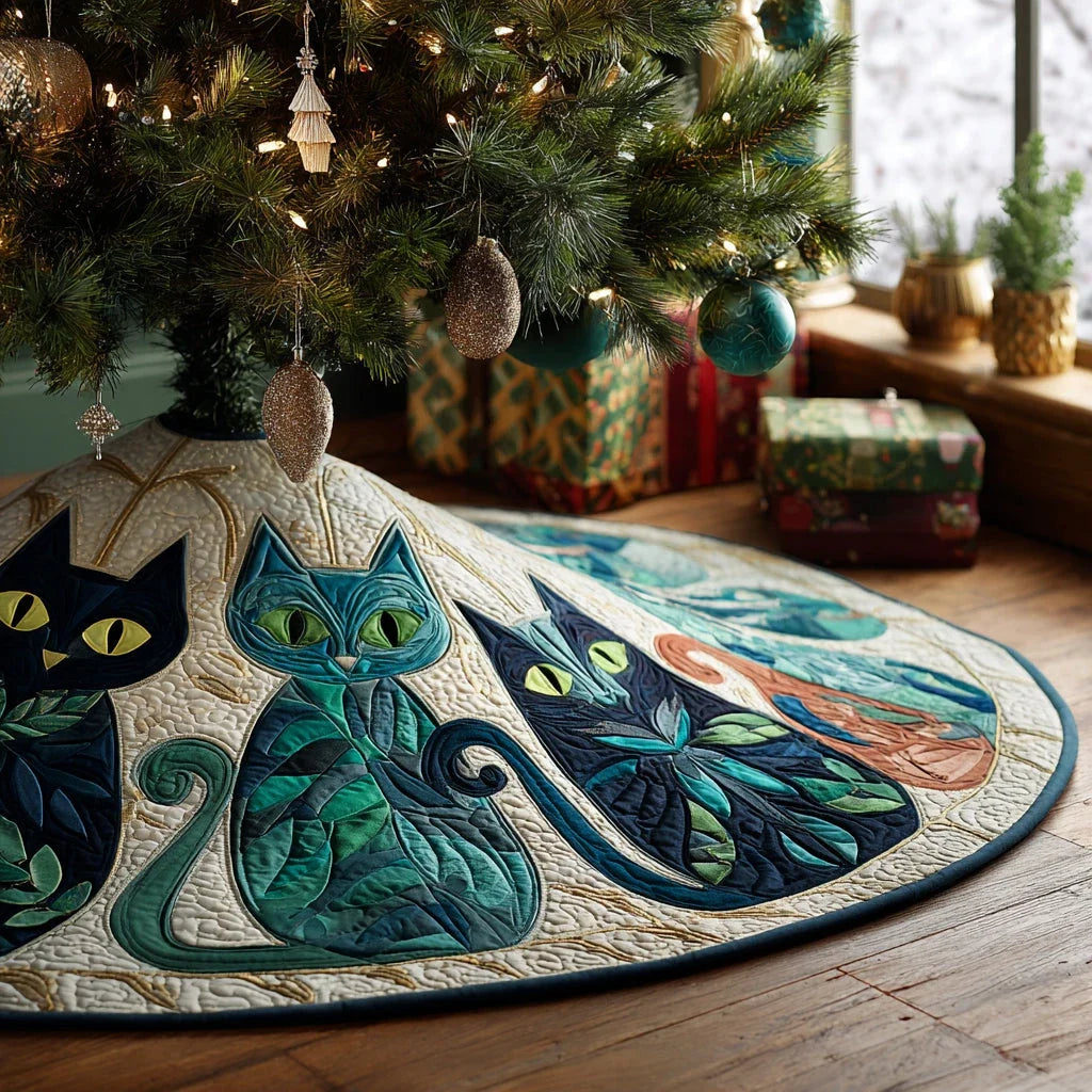 Purr Wonderland Christmas Quilted Tree Skirt