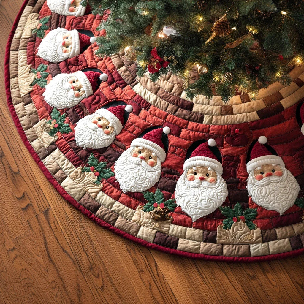 Santa Circle Christmas Quilted Tree Skirt
