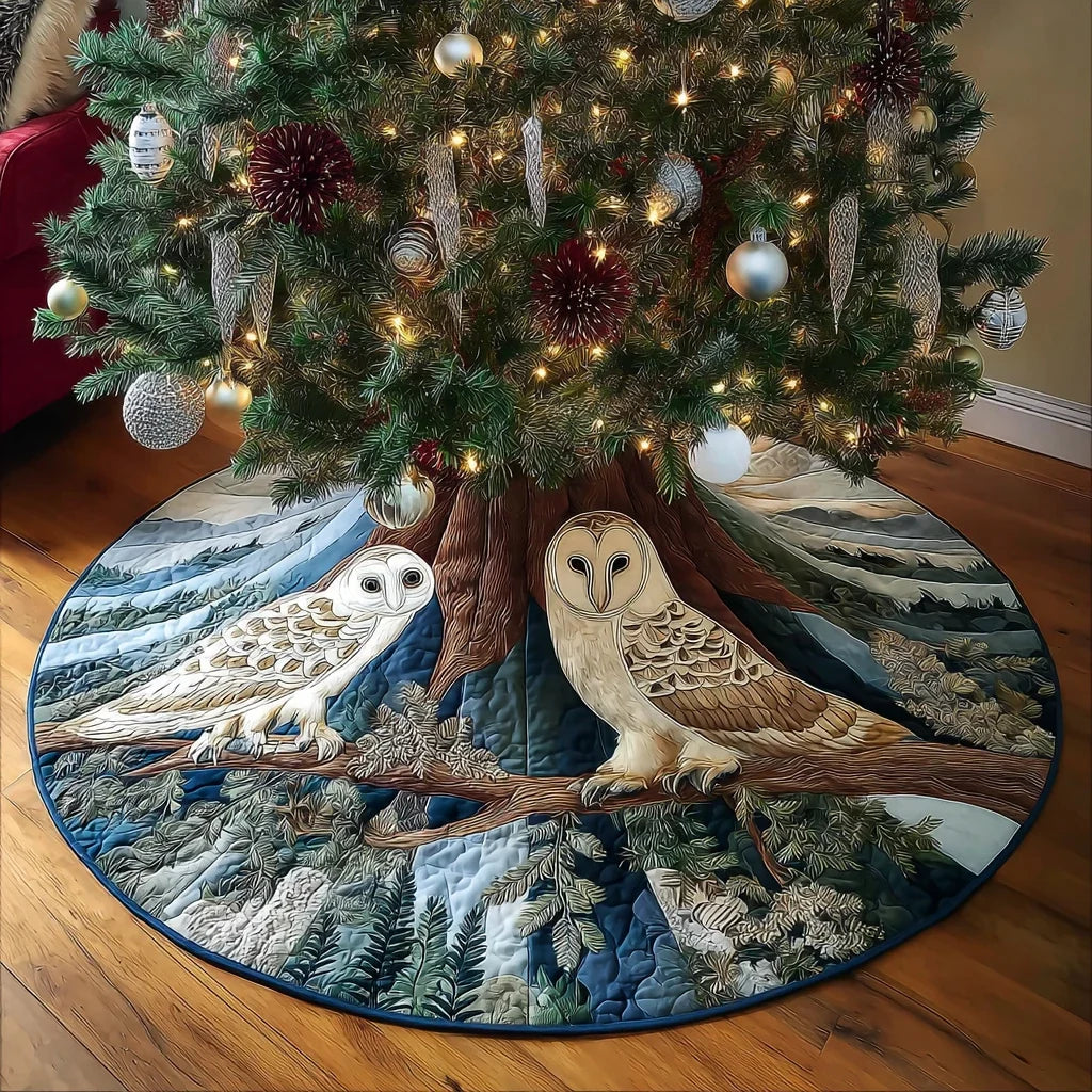 Starlit Owl Christmas Quilted Tree Skirt