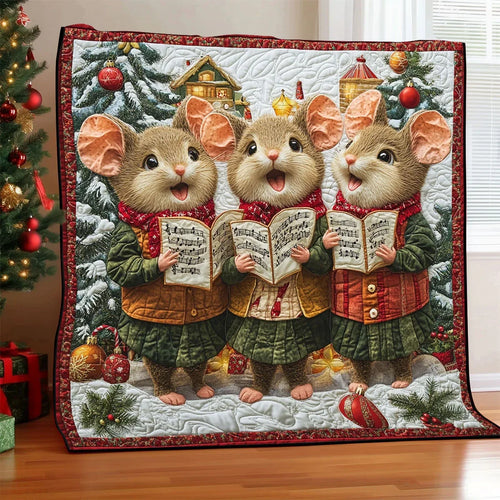 The Christmas Mouse Ensemble Quilt Blanket