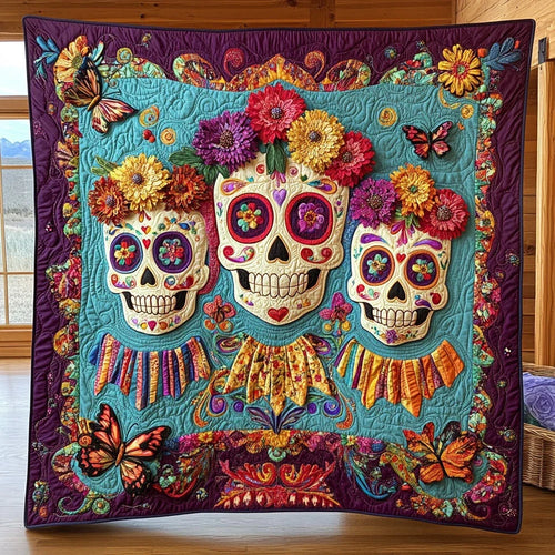 Tres Corazones Quilt Blanket